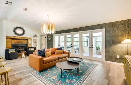 Homosassa House | Riverfront Cottage in Homosassa: 'Chateau Relaxo'