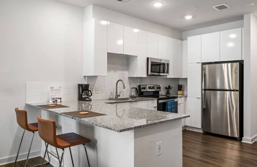 Midtown Apartment | (S1BB) World Cup 1BR Great for Small Groups Midtown