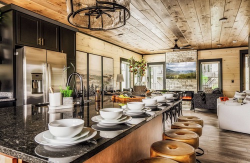 Sevierville Cabin | Smith Creek Reserve Luxury Cabins