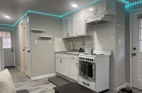 Stone Mountain Apartment | Stonemountain City Apartment With Private Entrance