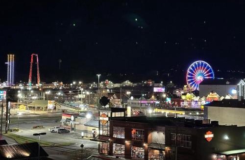 Pigeon Forge Hotel | The Walden, Trademark Collection By Wyndham
