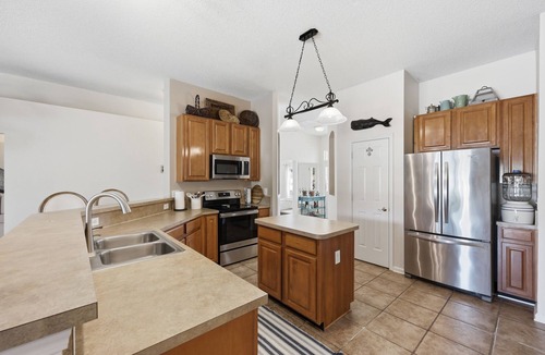 East Arlington House | Upscale Retreat w/Pool | Near Mayo & Beaches