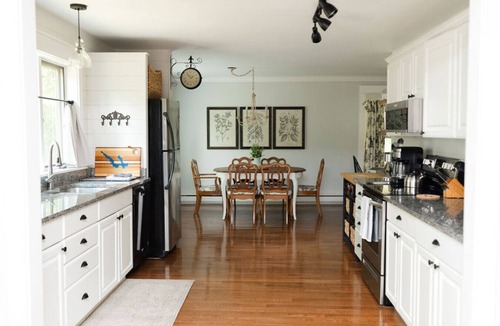 Walloon Lake House | Walloon Lake Hideaway Cottage