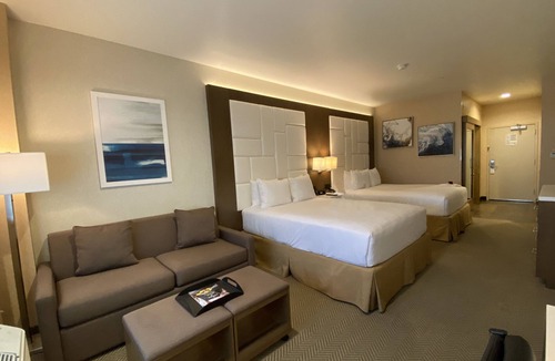Anaheim Resort Hotel | Wyndham Anaheim