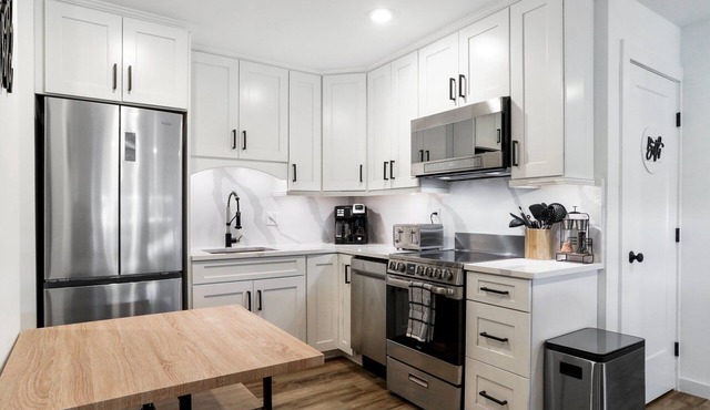 1st Floor Slopeside Luxury Condo @ Bryce Resort SWIM HIKE GOLF MTB LAKE