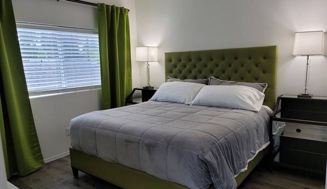 #204 New Beautiful Modern Condo Downtown Monroe!