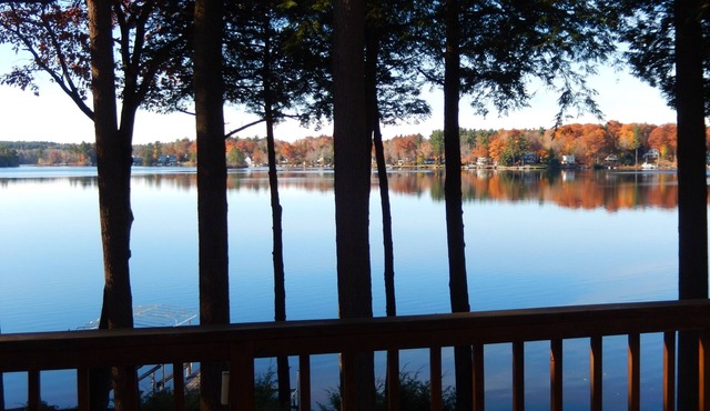 4Br/3bath Lakefront/Ski House in Berkshires. Hi speed wifi