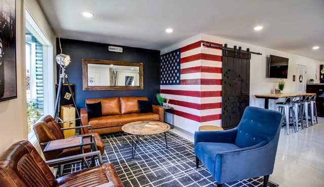 Americana Modern Hotel