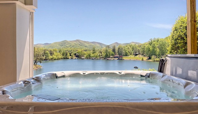 Angel’s Envy by Chatuge Home Concierge | 6BR · Sleeps 14 · Lakefront · Hot Tub · Game Room