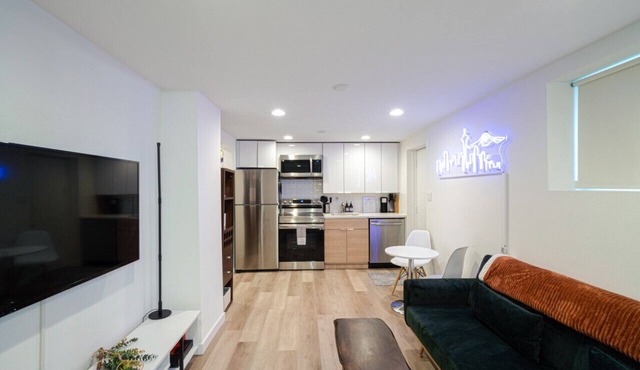 Basement Unit · The NEON Spot - Work station, KING bed