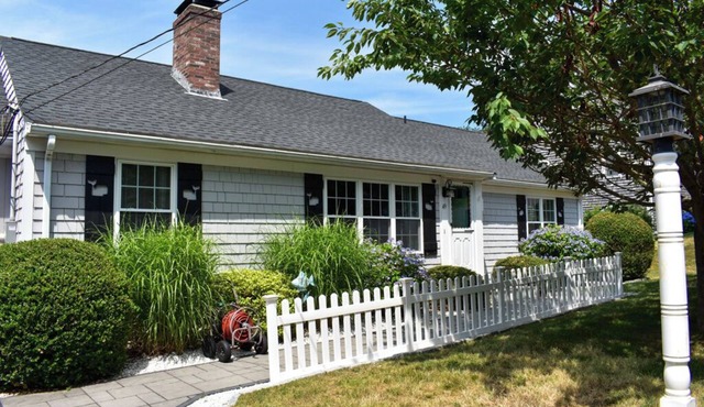 Bayside five bedroom sleeping 10 with air conditioning
