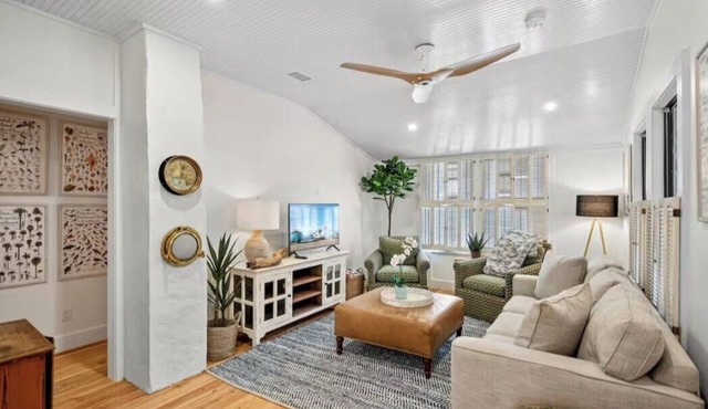 Beach Cottage II, near the beach, TPC Sawgrass, Mayo Clinic & Ponte Vedra Beach