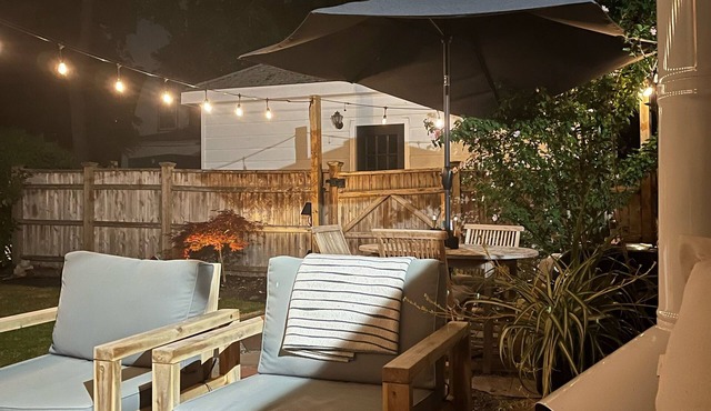 Beach Retreat outside Historic Salem