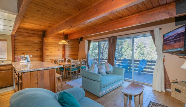 Bear Claw Inn