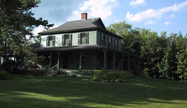 Beautiful 3 BDRM Home