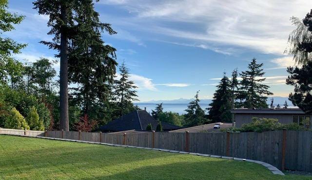 Beautiful Sound view (Chennault Beach sub). Fully furnished 3BR, 2 1/2 bath home