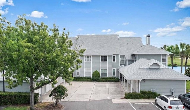 Beautifully Renovated Condo in The Pointe