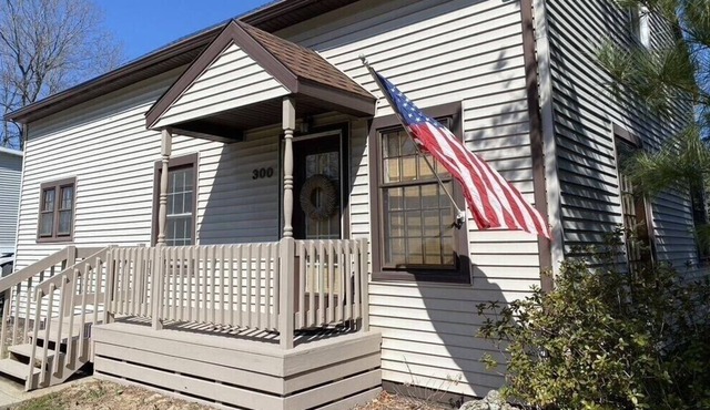 Berrien Springs Village Home w/ Fire Pit