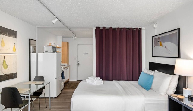 (CCG) Enjoy a Pet-Friendly and Clean Studio Near the Beltline
