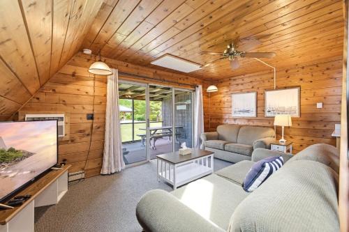 Chalet #41 Resort Chalet Nr Pool & Amenities