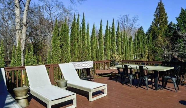 Charming 4 Bedroom Bungalow With Heated Pool Close To Piedmont Park