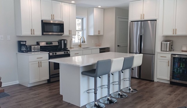 Cheerful residential home with lots of space