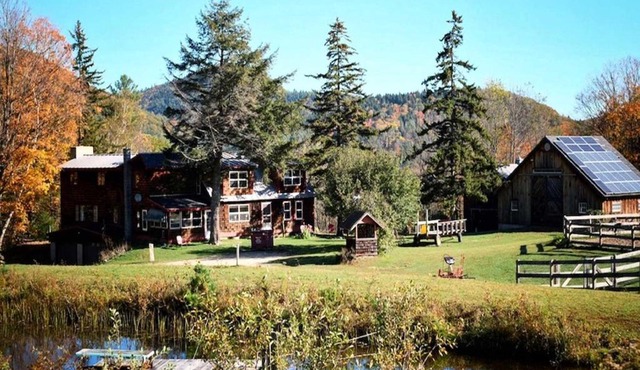 Chester Farmhouse on 100 Acres, 15 Min to Okemo!