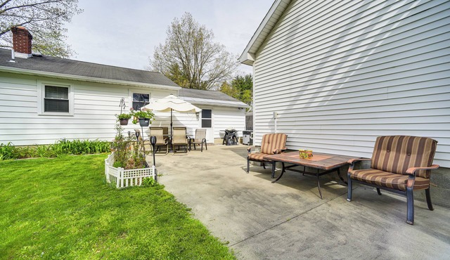 Cozy Ballston Spa Home w/Fenced Yard!