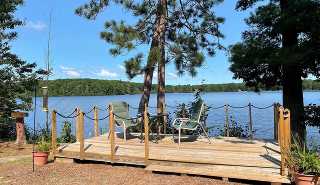 Cozy Interlochen Cabin w/Dock: 1 Mi to Bass Lake