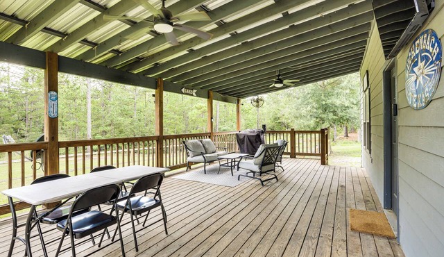 Fire Pit & Yard! Rayburn Country Resort Escape