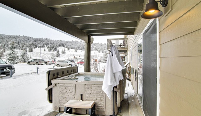 First-floor Big Sky Condo With Hot Tub!