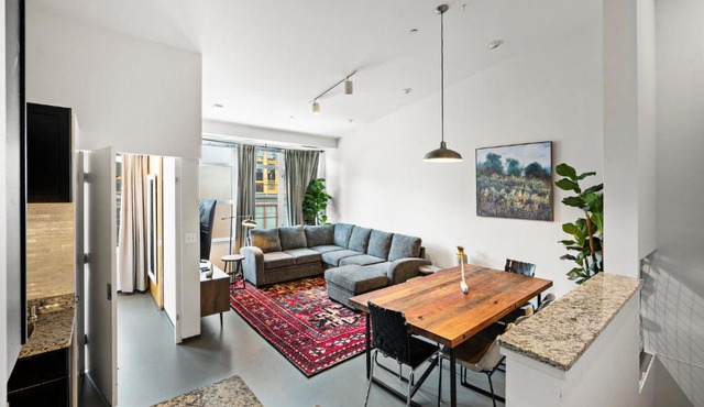 Furnished Loft Style Apartment in Southend