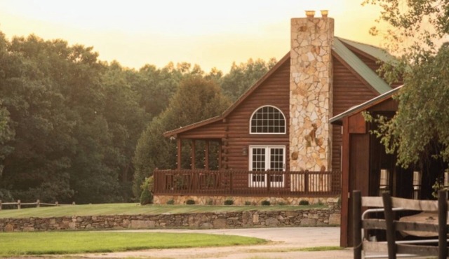 Get comfy in the country!