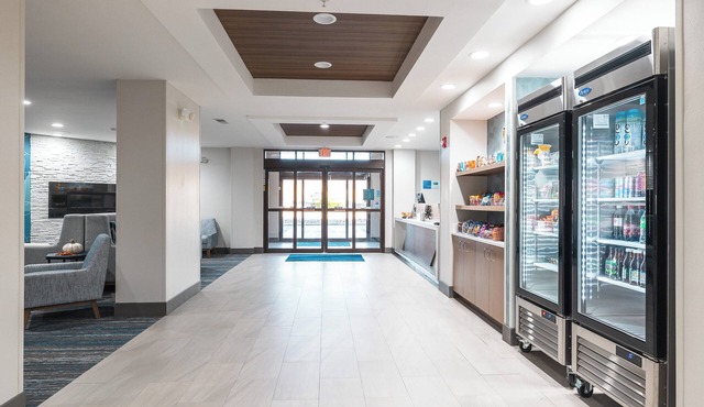 Holiday Inn Express Hotel & Suites St. Robert by IHG