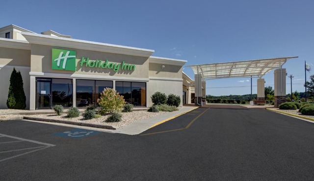 Holiday Inn Staunton Conference Center by IHG