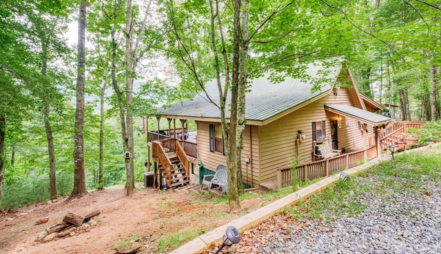Honey Bear Lodge