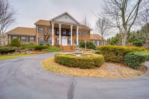 Immaculate Boone Villa w/Entertainment Lounge!