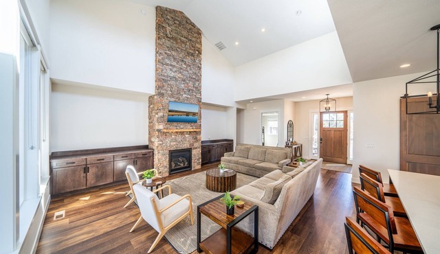 Juniper Ranch - Golf Cart Included | Sleeps 10