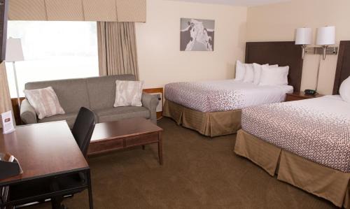 Knotty Pine Motel
