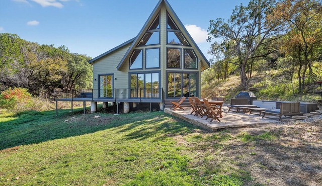 Lake Buchanan Stunning Views - 3 BR 3BA Fire Pit