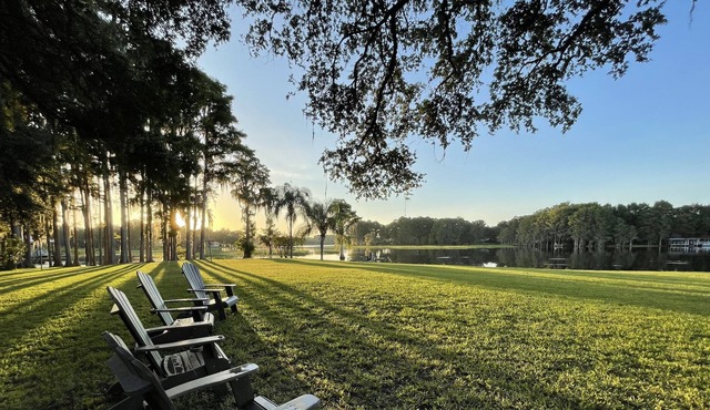 Lake Henderson Waterfront - Downtown Inverness, FL- Lillian’s Point, incl kayaks