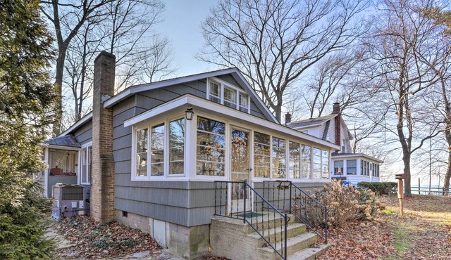 Lake Michigan Vacation Rental - Private Beach
