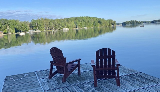 Long Lake Cottage - Lake living at its BEST with true Nordic Sauna.