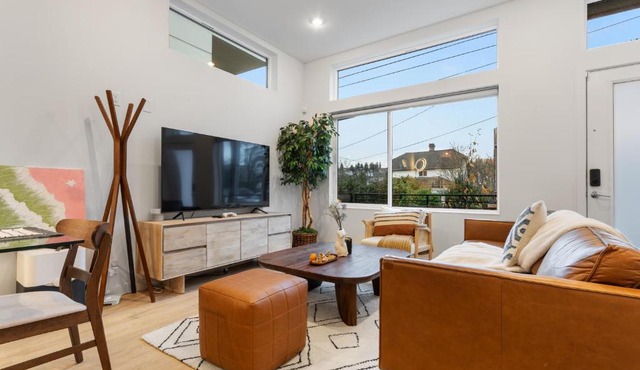 Luxe Central Home with Views & Rooftop