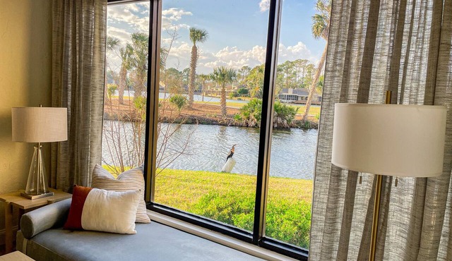 💎LUXE Waterfront w Pool &Private Beach Sawgrass near Mayo—NO PETS. Designer home