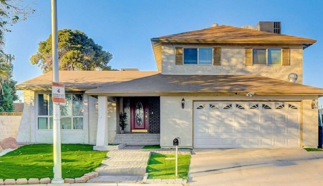 Luxury home with Pool and gym and RV parking