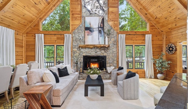 Luxury Retreat Chef Available 2 Game Rooms