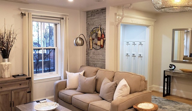 Modern, Smart 1Bed -Private Entry. Boston's Best Location Close to Everything