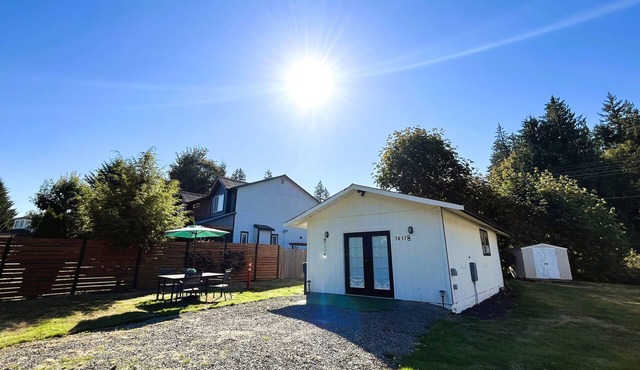 Modern studio in MarysVille – A Forest Haven
