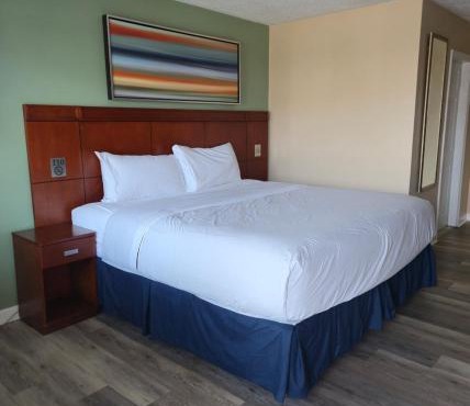Nashoba Valley Inn & Suites